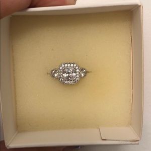 Stella & Dot Deco Cocktail Ring Size 8